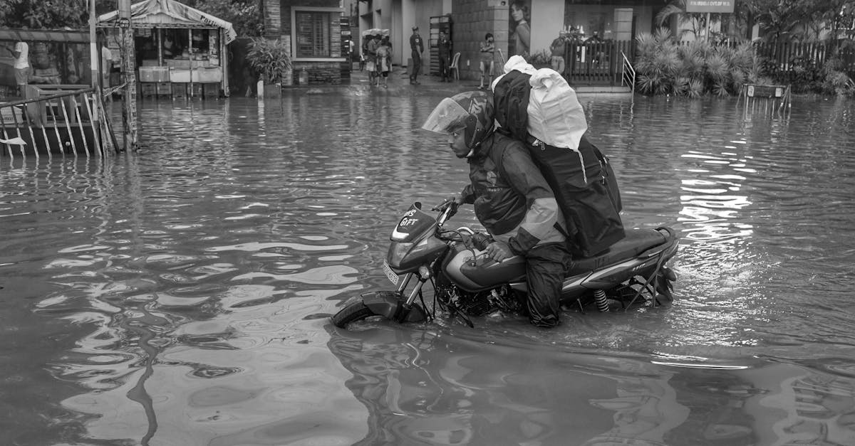 découvrez des offres d'assurance moto adaptées à vos besoins. protégez votre moto avec une assurance fiable et sur mesure.