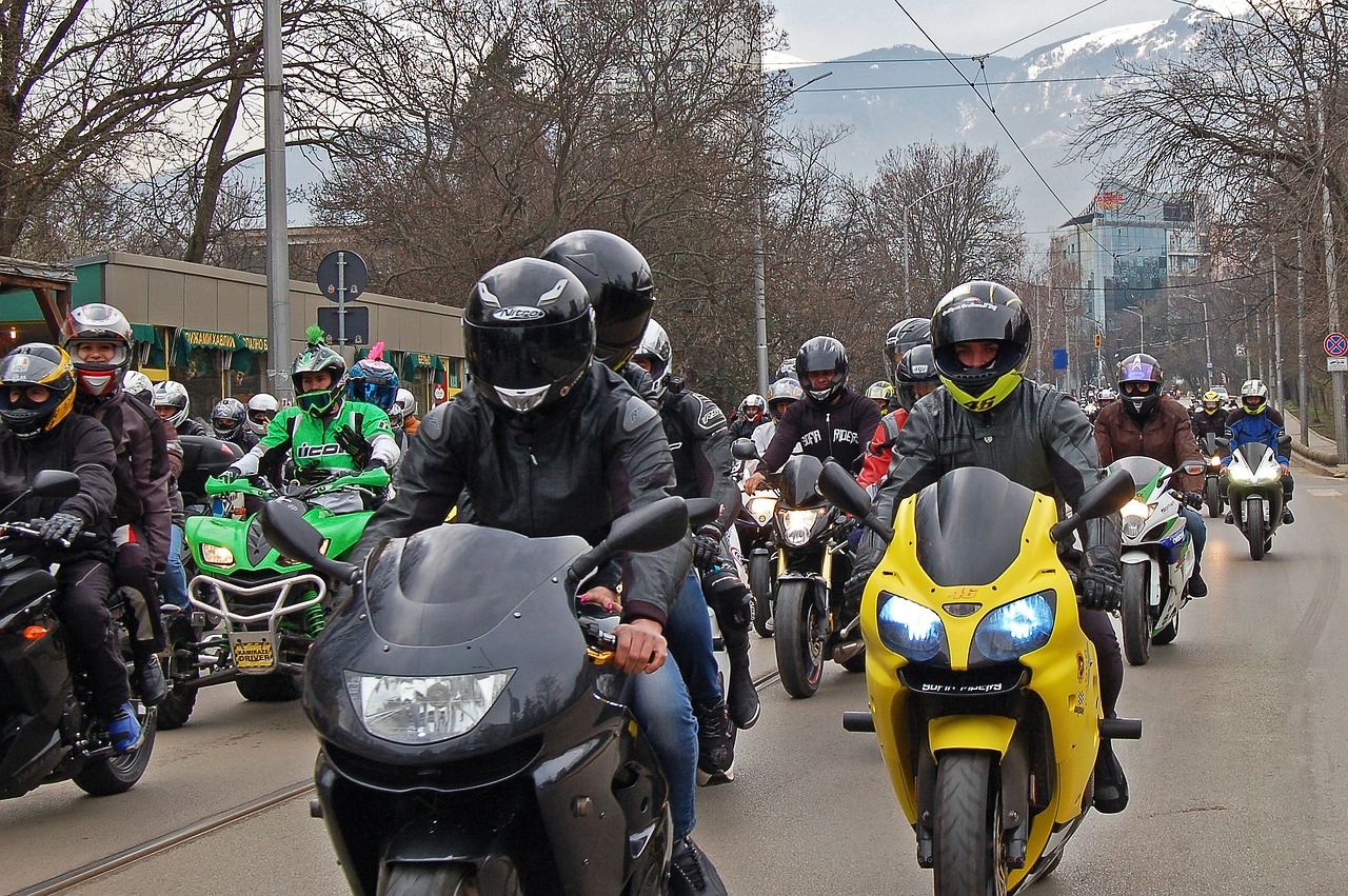 découvrez l'assurance moto de groupama, une couverture personnalisée conçue pour protéger votre véhicule et garantir votre sérénité sur la route. profitez d'une assistance 24/7, de tarifs compétitifs et d'options adaptées à vos besoins.