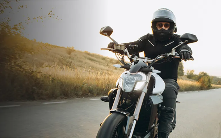 découvrez notre assurance moto sans permis, conçue pour vous protéger tout en vous offrant une couverture adaptée à vos besoins. profitez de tarifs compétitifs et d'une assistance complète pour rouler sereinement, même sans le permis de conduire.