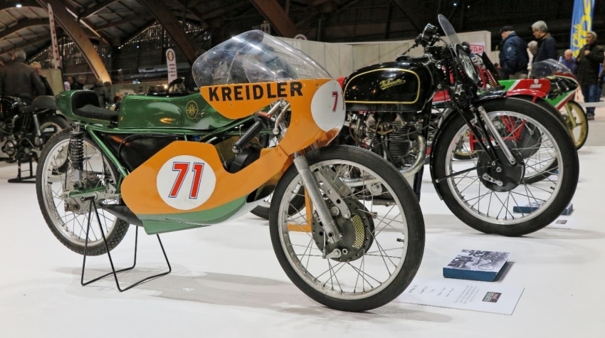 découvrez comment faire le meilleur choix pour l'assurance de votre moto ancienne. comparez les offres, les garanties et les conseils d'experts pour protéger votre véhicule classique tout en bénéficiant d'une couverture adaptée à vos besoins.