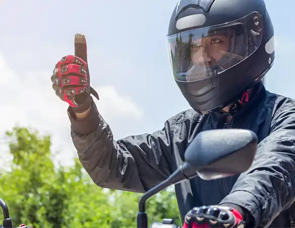 découvrez notre mutuelle dédiée aux motards à bordeaux, offrant des garanties sur mesure pour protéger votre passion tout en bénéficiant d'un excellent rapport qualité-prix. profitez de nos services adaptés à vos besoins spécifiques et roulez en toute sérénité!