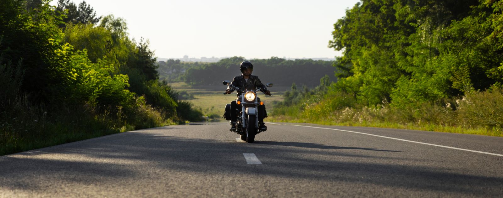 découvrez notre blog dédié à la passion de la moto ! articles, conseils, actualités et test de véhicules pour les amateurs et les passionnés de deux roues. rejoignez notre communauté et vagabondez sur les routes avec expertise!