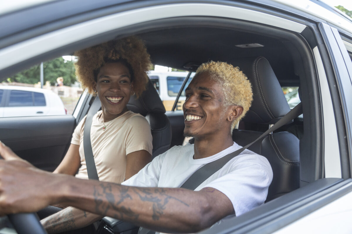 découvrez des conseils pratiques pour les jeunes conducteurs afin de naviguer en toute sécurité sur la route. apprenez à éviter les erreurs courantes, à améliorer votre confiance au volant et à profiter pleinement de votre expérience de conduite.