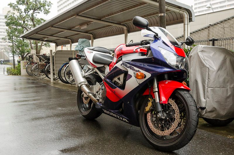 découvrez notre service d'importation de motos anciennes en france, spécialisé dans la recherche et l'acquisition de véhicules de collection. profitez de notre expertise pour dénicher la perle rare qui fera le bonheur des passionnés de moto.