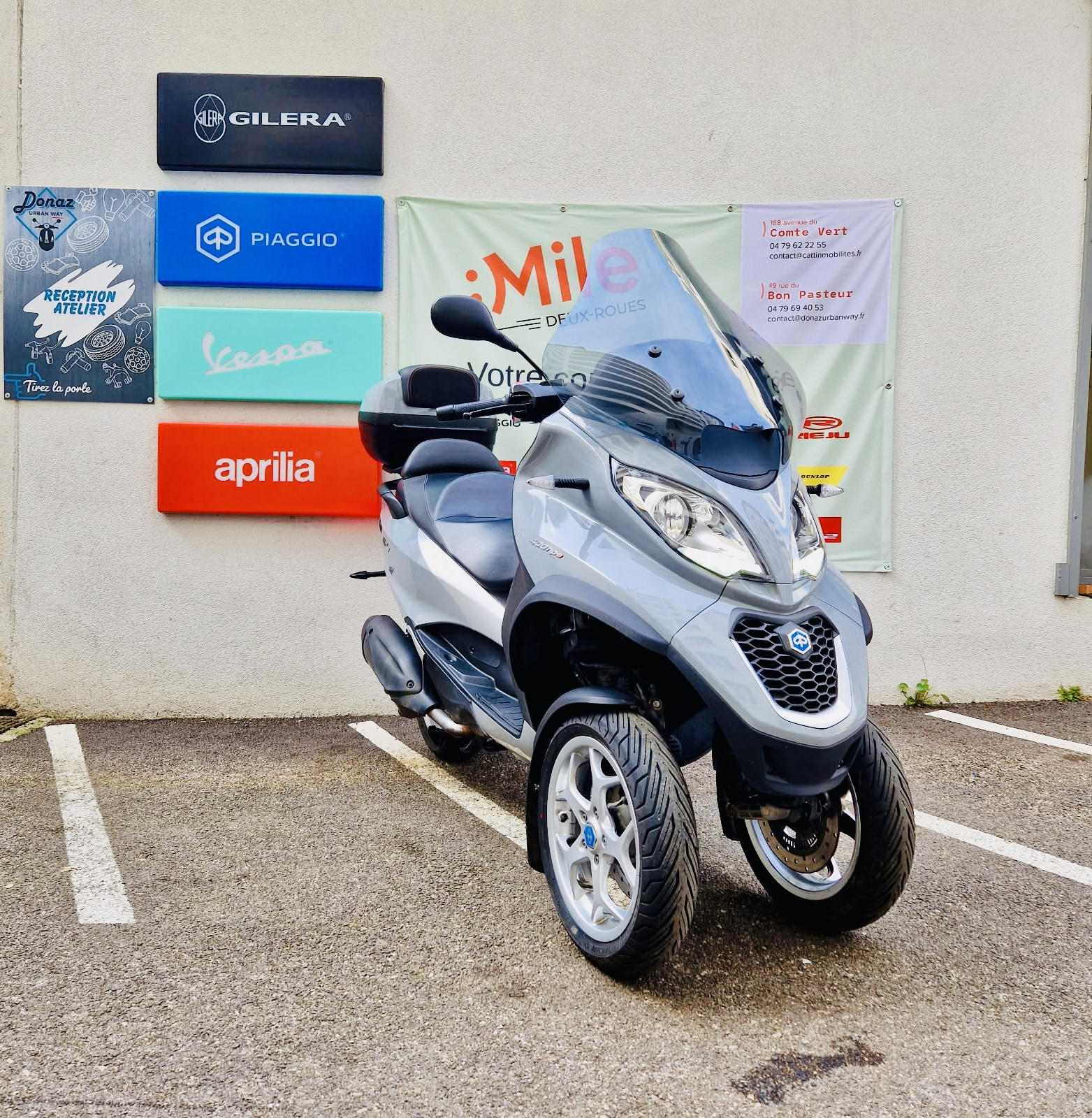 découvrez notre guide complet sur l'assurance pour scooter mp3 400. comparez les meilleures offres, bénéficiez de conseils d'experts et assurez votre scooter tout en maîtrisant votre budget. profitez d'une protection adaptée à vos besoins !