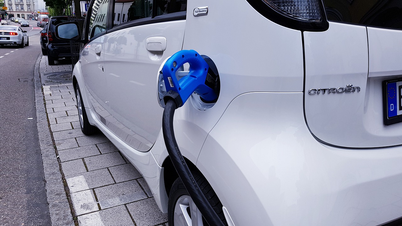découvrez les avantages des véhicules électriques : économies de carburant, réduction des émissions de co2, conduite silencieuse et entretien simplifié. optez pour une mobilité durable et respectueuse de l'environnement.
