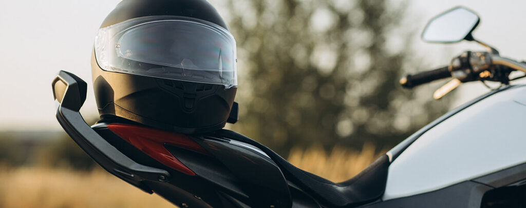 découvrez comment choisir la couverture d'assurance moto qui vous convient le mieux. comparez les options, évaluez vos besoins et protégez-vous sur la route avec une assurance adaptée.