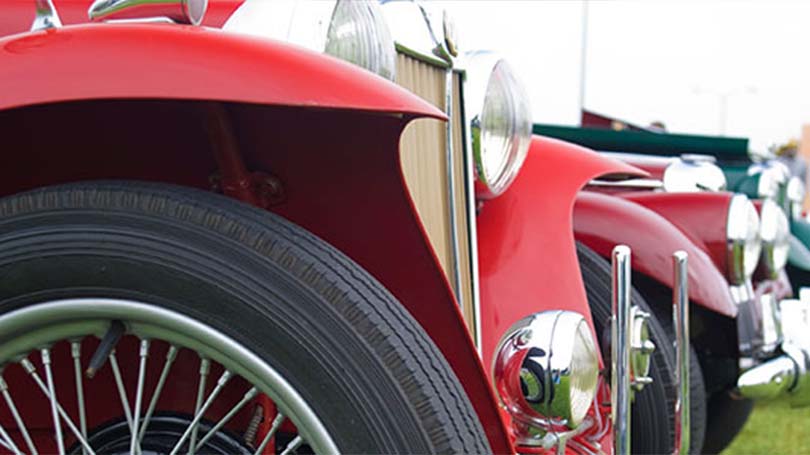 découvrez notre assurance spécialement conçue pour les véhicules de collection. protégez votre passion avec des garanties adaptées et des tarifs compétitifs, tout en bénéficiant d'une expertise reconnue dans le domaine de l'automobile ancienne.